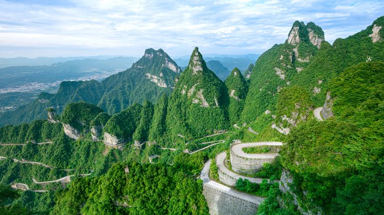 2-day 1-night · Group Tours · Zhangjiajie + Zhangjiajie National Forest Park + Tianmen Mountain National Forest Park