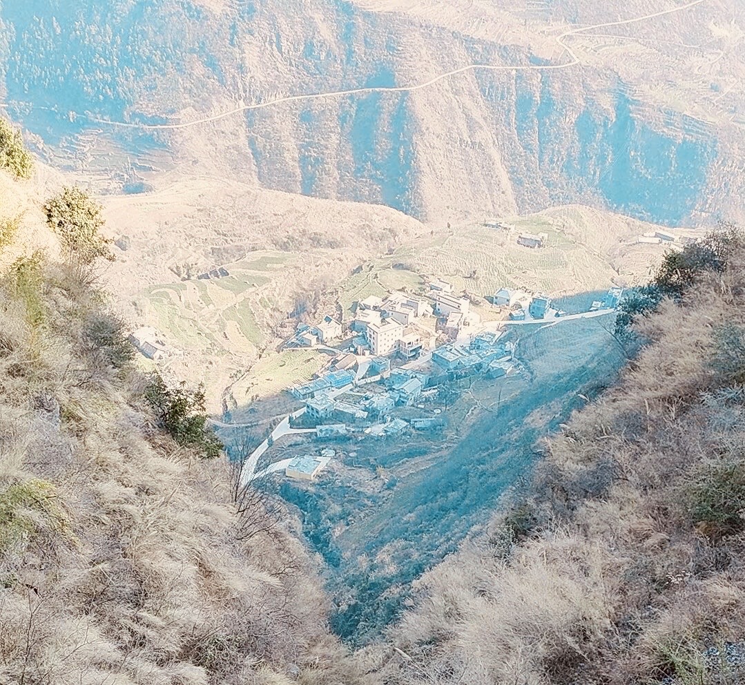 3-Day Weining Tour: Caohai Wetland and Ahsilisi Jiucaiping, Hezhang National Forest Park and Nine Hot Spring Resort