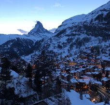 八甲田连峰树冰-青森-红妆人Nefelibata