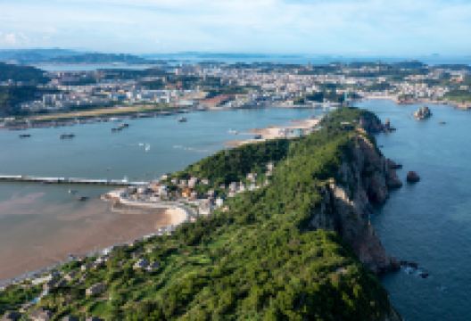 半屏山景点图片