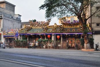 2人起私家团汕头小公园龙湖古寨狮子城老妈宫一日游潮州上门接送【所选城市市区免费上门接送，方便快捷，省时省力（时间可微调）】