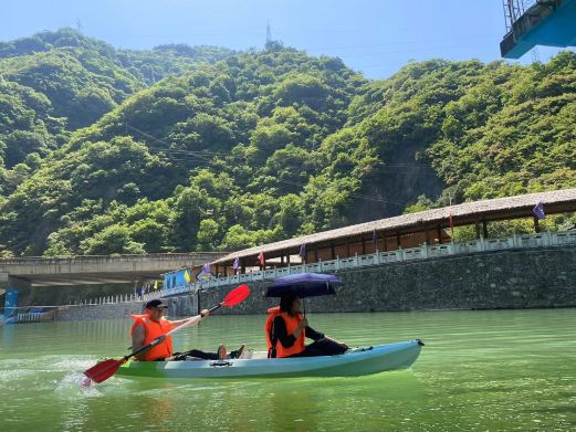 牛背梁漂流