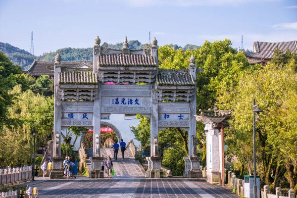 腾冲文旅推出三大主题线路丨研学主题：畅游极边之城，感悟边地文化