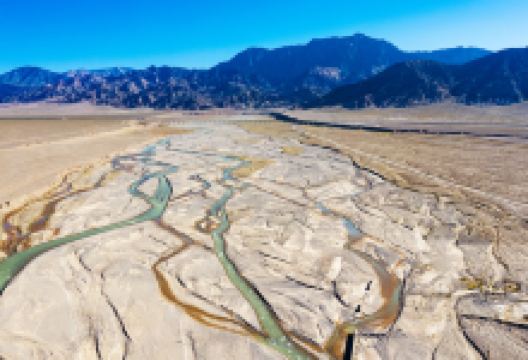 青海倒淌河景区景点图片