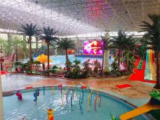 北方巴厘岛水上乐园-梨树