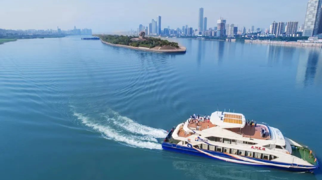 湘江游轮橘洲之星