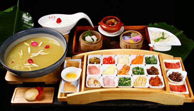 芸南道·过桥米线(西山万达店)