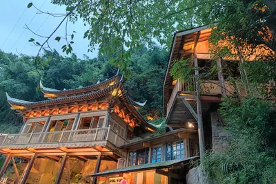 金刚碑·温泉老村