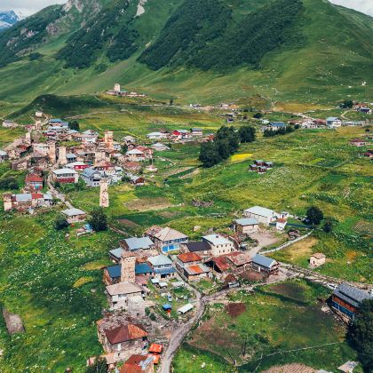 格鲁吉亚第比利斯+巴统+梅斯蒂亚+阿塞拜疆巴库+亚美尼亚埃里温+塞凡湖15日14晚跟团游