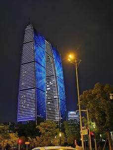 东方之门-苏州-皇皇的巴扎黑