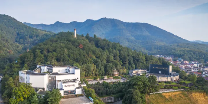 皖南事變烈士陵園