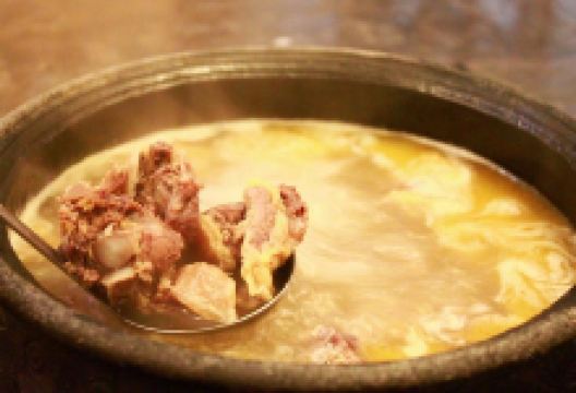 巴拉格宗雪山冰泉养生庄园餐厅美食图片