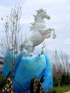 堆龙德庆区游记图文-带娃来中国马镇避暑，打卡五星级度假草原