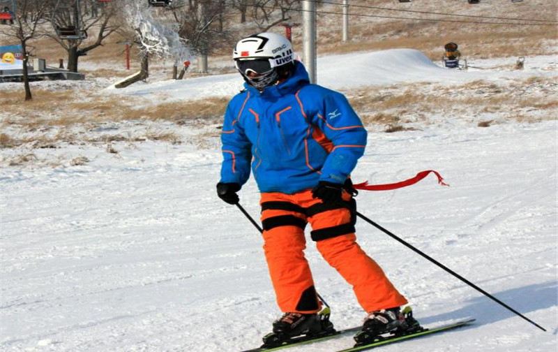 平山神鹿滑雪场