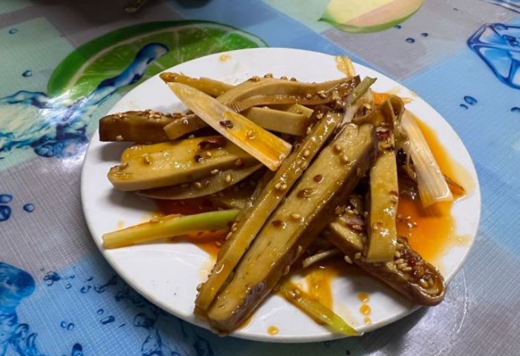 宝春小吃部