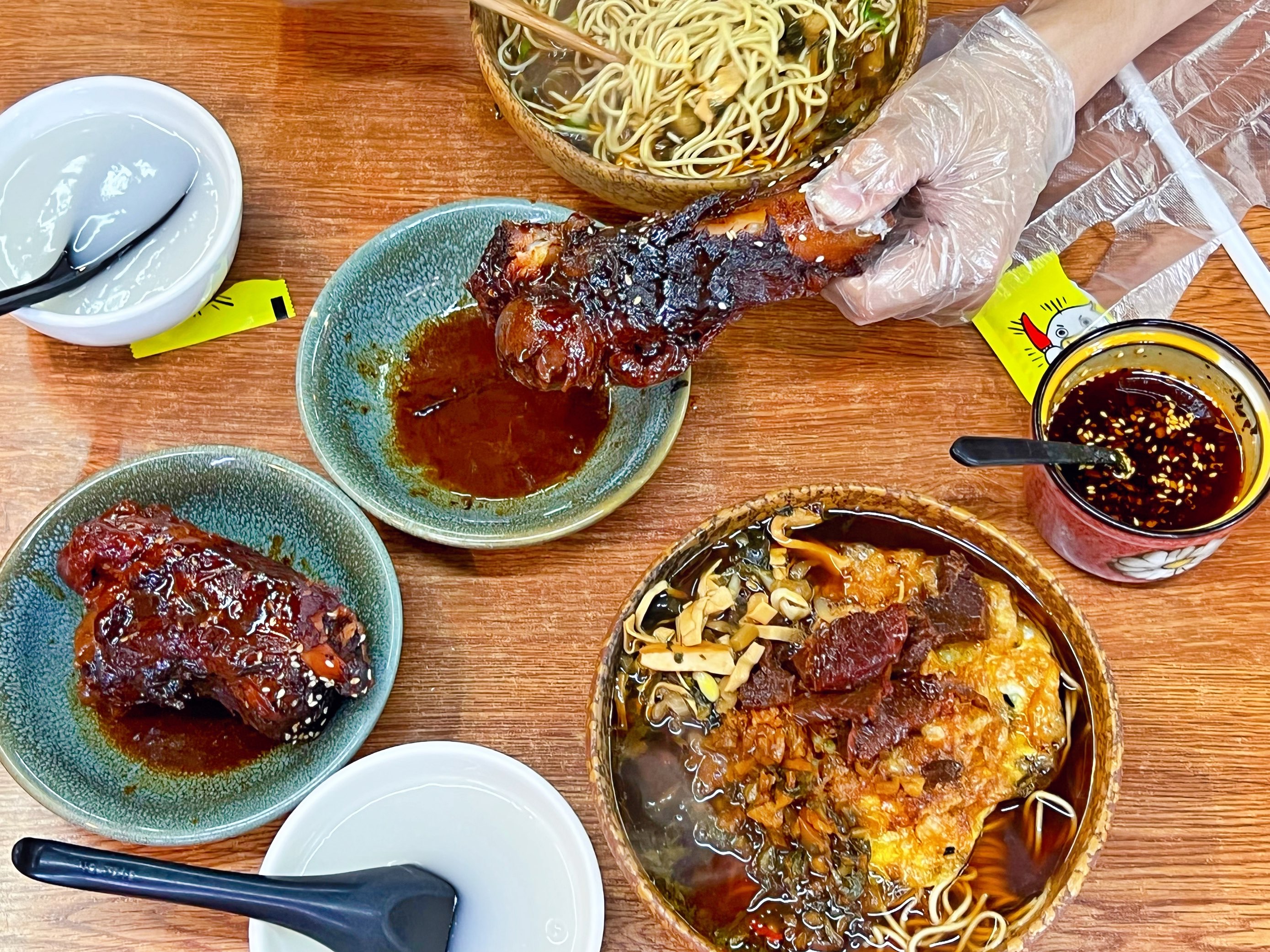 昊昊面馆(蠡苑小区店)