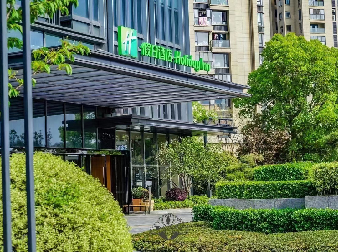 杭州龙湖滨江天街假日酒店