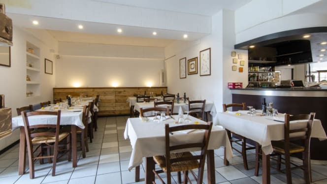 Un Tavolino Sullo Stretto餐厅图片