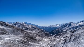 Zheduo Mountain