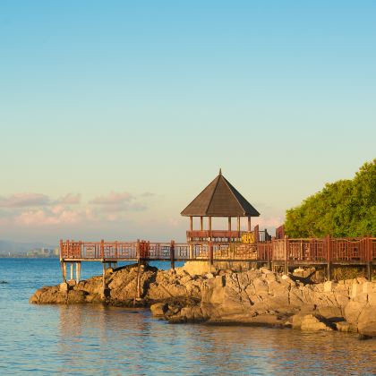 海口+文昌+琼海+万宁+三亚+儋州+海花岛旅游度假区9日8晚跟团游