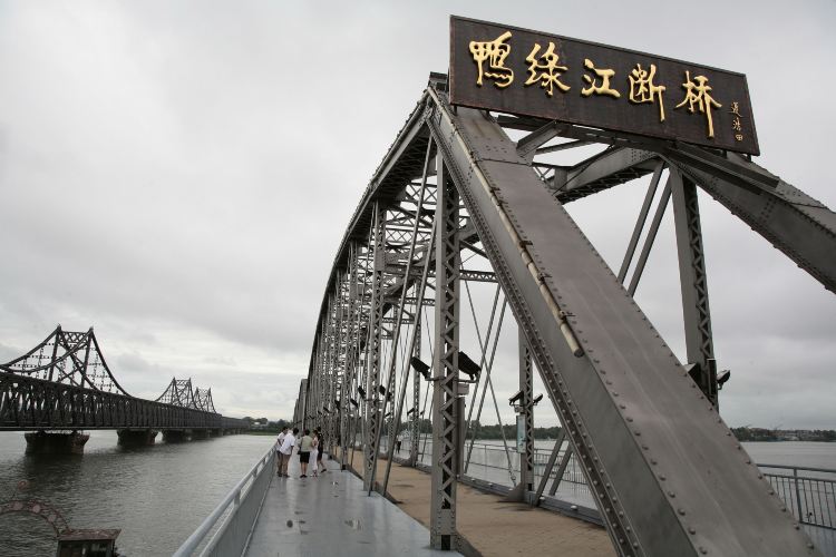 機票 從 中國大連-周水子國際機場(DLC) 到 中國-丹東浪頭機場(DDG)
