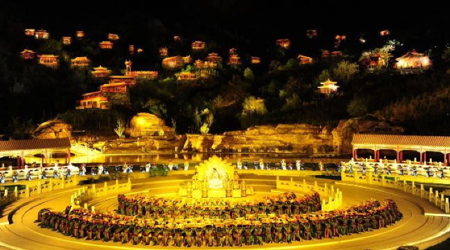 《鼎盛王朝·康熙大典》实景演出