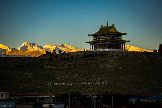 世界上海拔最高的定日关帝庙,啥时候建的,为什么藏族人也崇拜汉庙