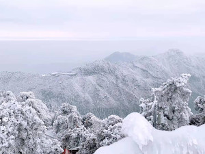 南岳衡山度假区游记图文-南岳衡山：最美雾凇来了，旅游攻略已经给大家准备好了，赶快来收藏吧！