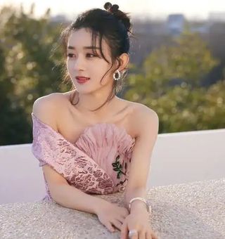 娇滴假发包,轻松打造元气满满丸子头