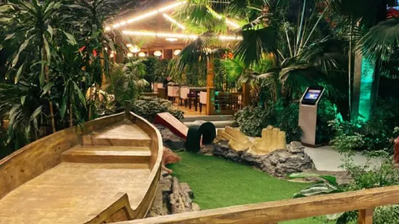 金港龍灣生態園