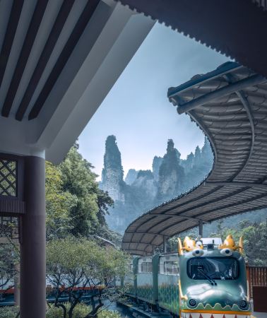 5天4晚 • 張家界＋武陵源＋鳳凰古城