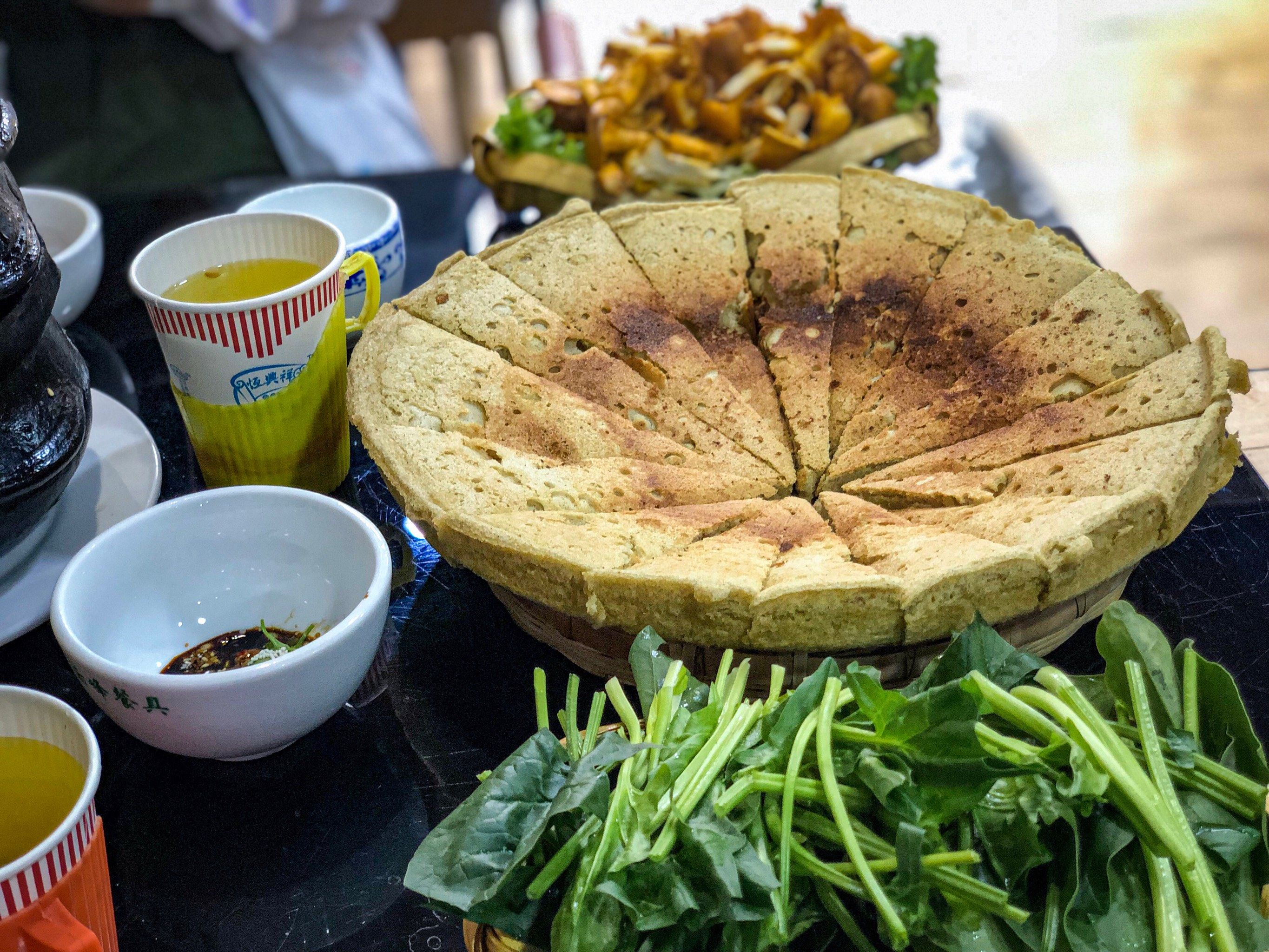 藏味八珍特色小火锅餐厅图片