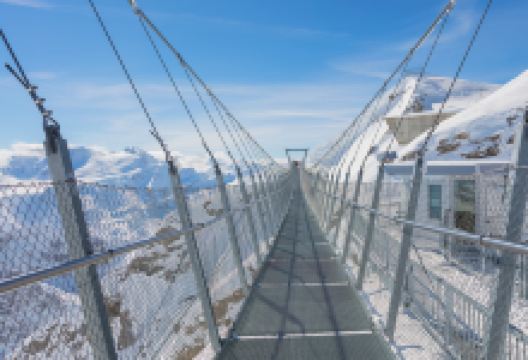 Titlis Cliff Walk景点图片