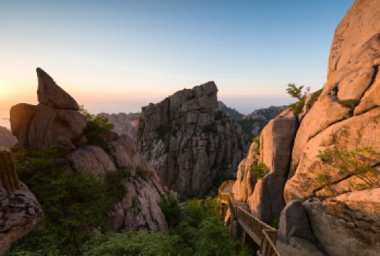 英国查茨沃斯庄园一日游【傲慢与偏见庄园｜中文司导】【体验专属定制的一日游，在舒适的包车服务中尽享这座历史与现代交融的城市魅力。】