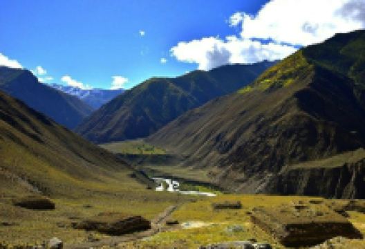 列山古墓群景点图片