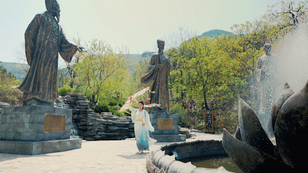 五月，和TA一起来济南青铜山大峡谷穿越时空，嗨翻这个夏天吧！