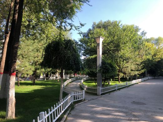 黄河路小游园