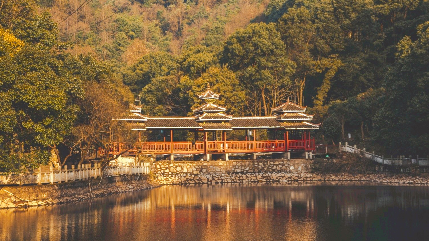 2-Day Huaihua Adventure: Parks & Forests