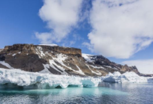 布朗海崖景点图片