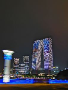 东方之门-苏州-皇皇的巴扎黑