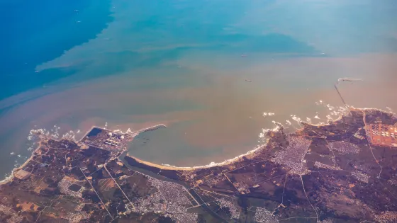 靖海港