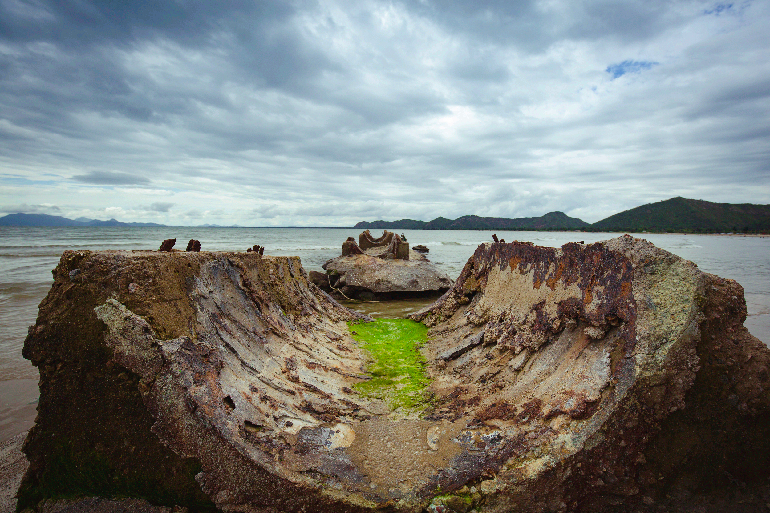 1-Day Lufeng Tour: Explore Jinxiang Beach's seaside charm and Xuanwu Mountain's scenic beauty