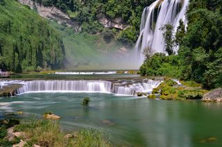 游黄果树,登坝陵河大桥,挑战世界最高蹦极