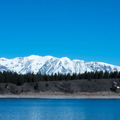 美国盐湖城+两大国家公园4日3晚跟团游