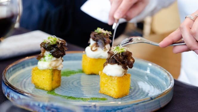 Grey Wine & Grill Restaurant餐厅图片