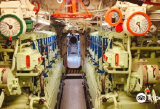 U-995号潜水艇景点图片