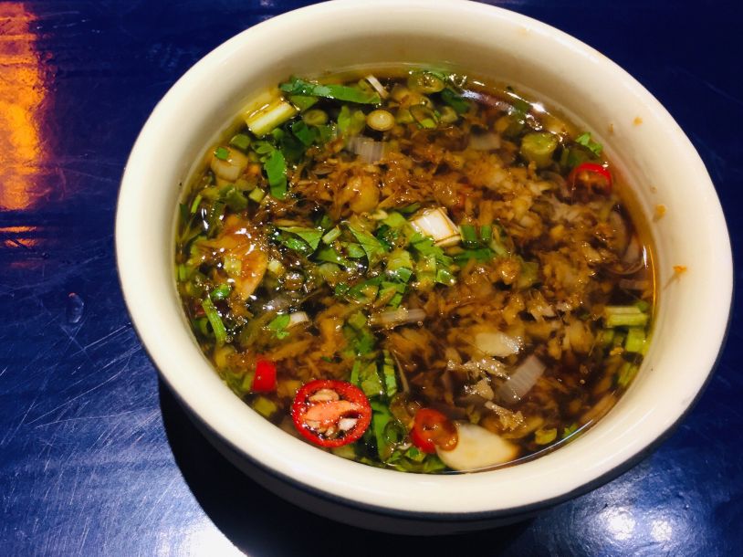 小广东地摊猪肚鸡原味烧烤