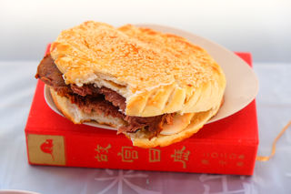 山东菏泽曹县火了，不仅垄断了日本90%棺材，还是隐藏的美食之城