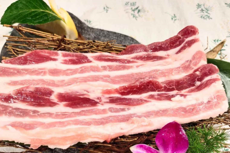 亮椒椒鲜肉火锅