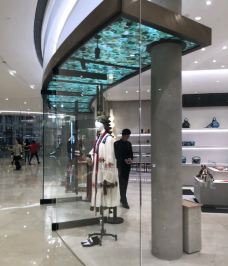 广州国际金融中心-西塔-广州-萨拉热窝的夏雨荷